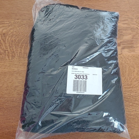 Anthropologie Cozy Boucle Hood Scarf - black - Picture 8 of 10